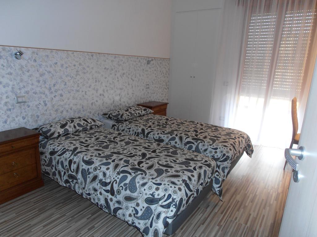 Verona Fiere Rooms Phòng bức ảnh