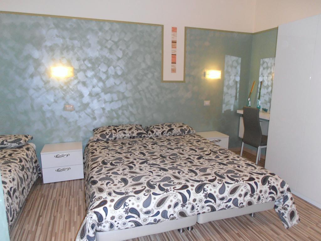Verona Fiere Rooms Phòng bức ảnh