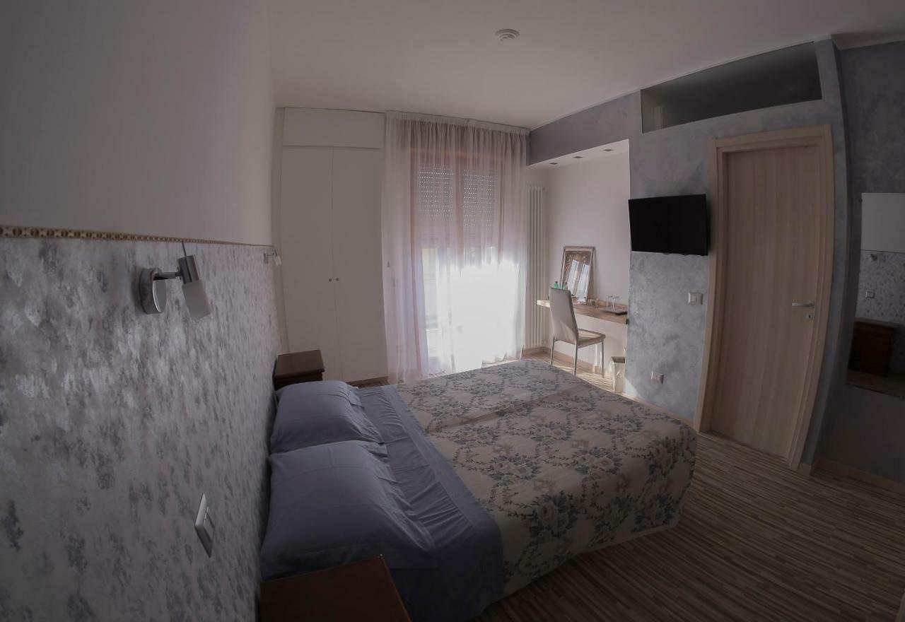 Verona Fiere Rooms Ngoại thất bức ảnh